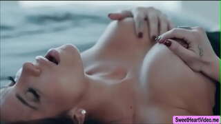 ̞�클린 테일러지 않았을 기대하는 성과 Liv 야생 오르가즘