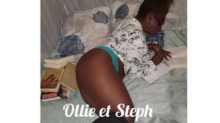 Estudiant negre ulleres de fa una bona mamada