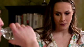 Stepmommy 은 그녀에 의해 깜짝 놀라게 epson 의 근육