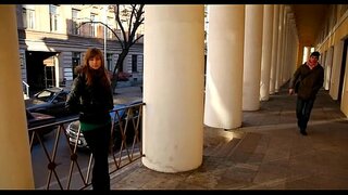 ǫ�起的阴茎对一个肮脏的丫头