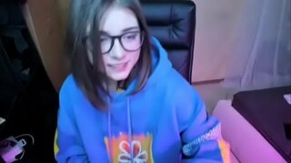 Pendejita joacă cu vibrator